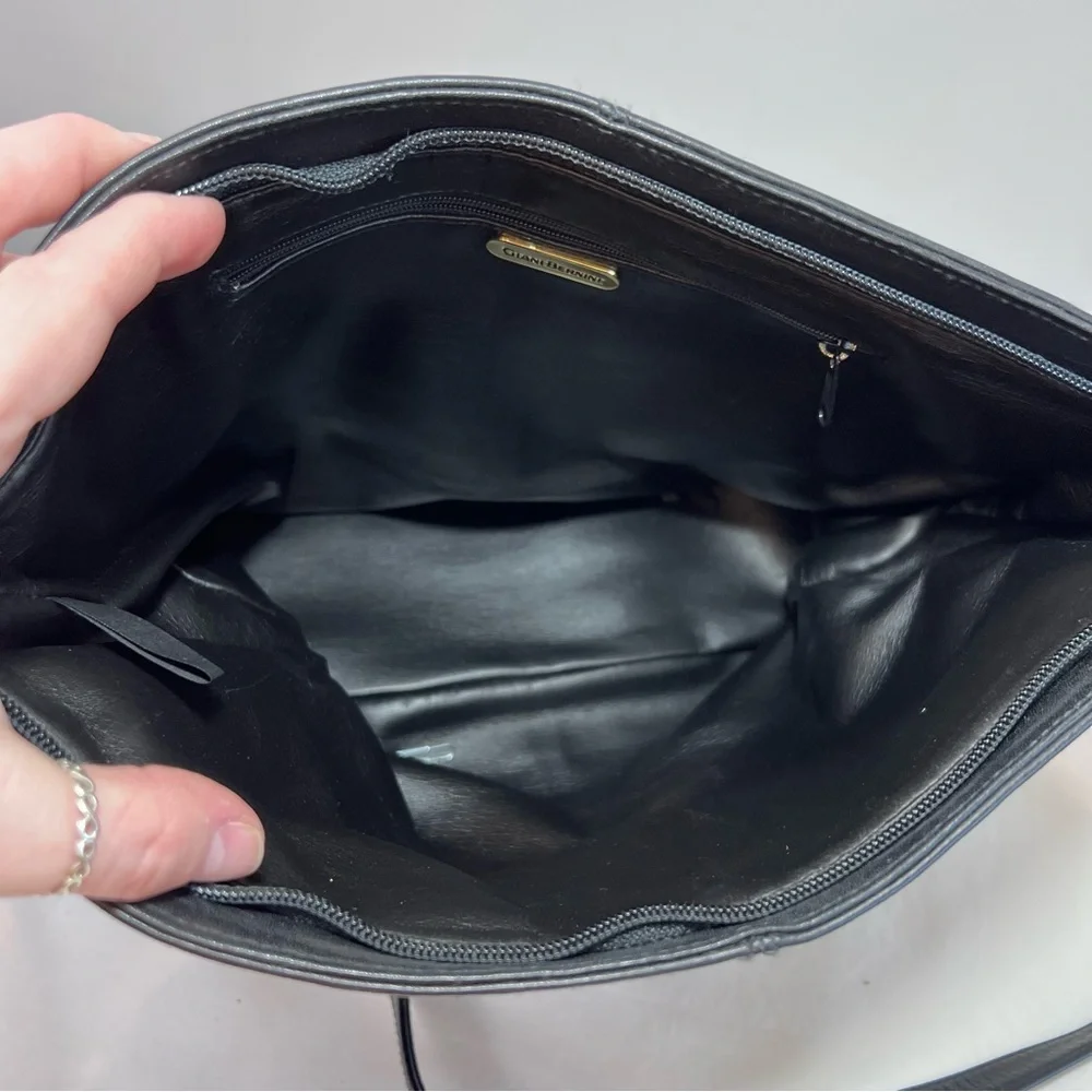 Giani Bernini black genuine leather hobo bag purse